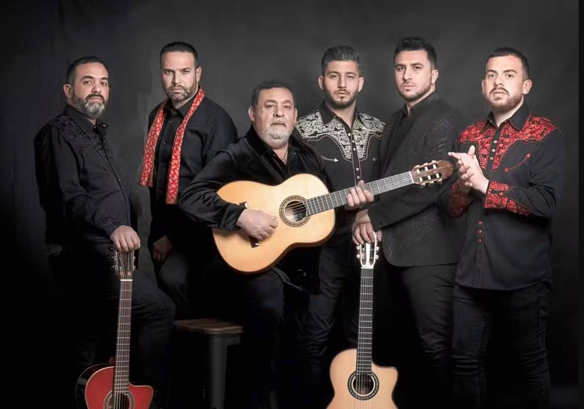 Foto colorida da banda Gipsy Kings - Metrópoles