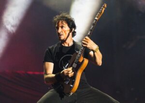 Joe Duplantier com o Gojira no Rock In Rio 2022