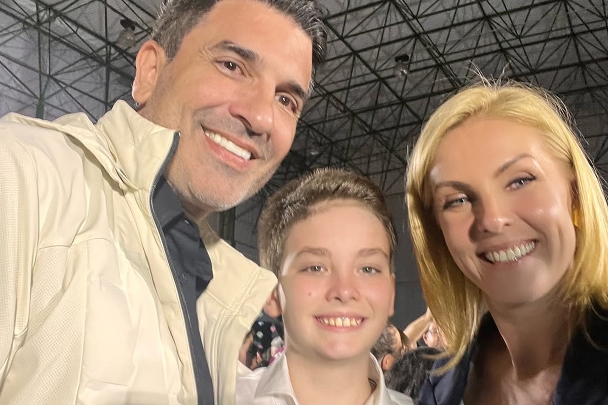 Edu Guedes, Ana Hickmann e Alezinho posam sorridentes para as redes sociais