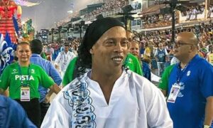 Ronaldinho Gaúcho é um tradicional folião do carnaval brasileiro