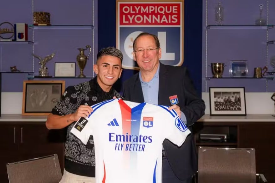 Lyon anuncia contratação de Thiago Almada, ex-Botafogo