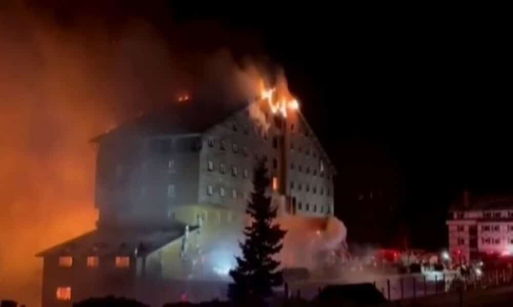 Incêndio em hotel na Turquia