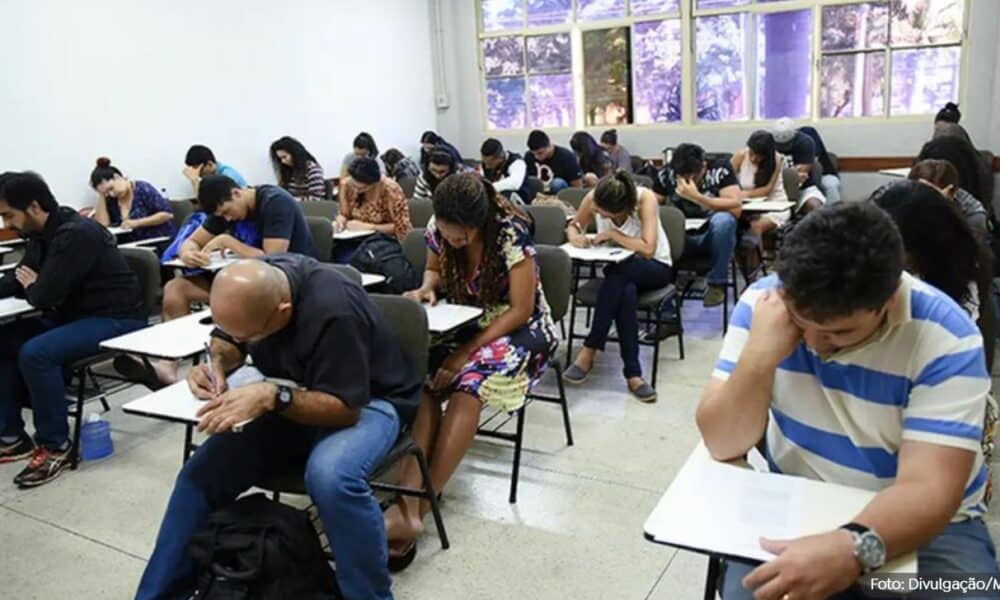 encceja mec alunos ensino sala de aula